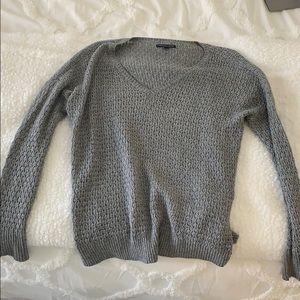 Very cute grey sweater. Great condition. V-neck.